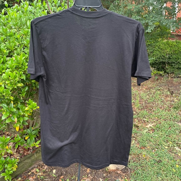 John Carpenters Mike Myers Halloween Japan black T-shirt men’s large nwt - Picture 4 of 4